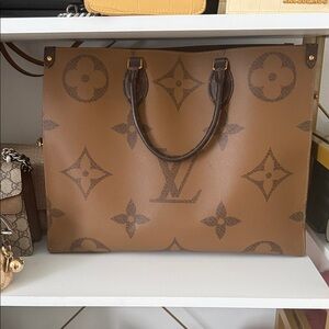 Louis Vuitton on the Go GM